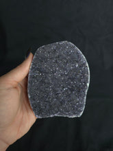 Load image into Gallery viewer, Amethyst Cut Base 325
